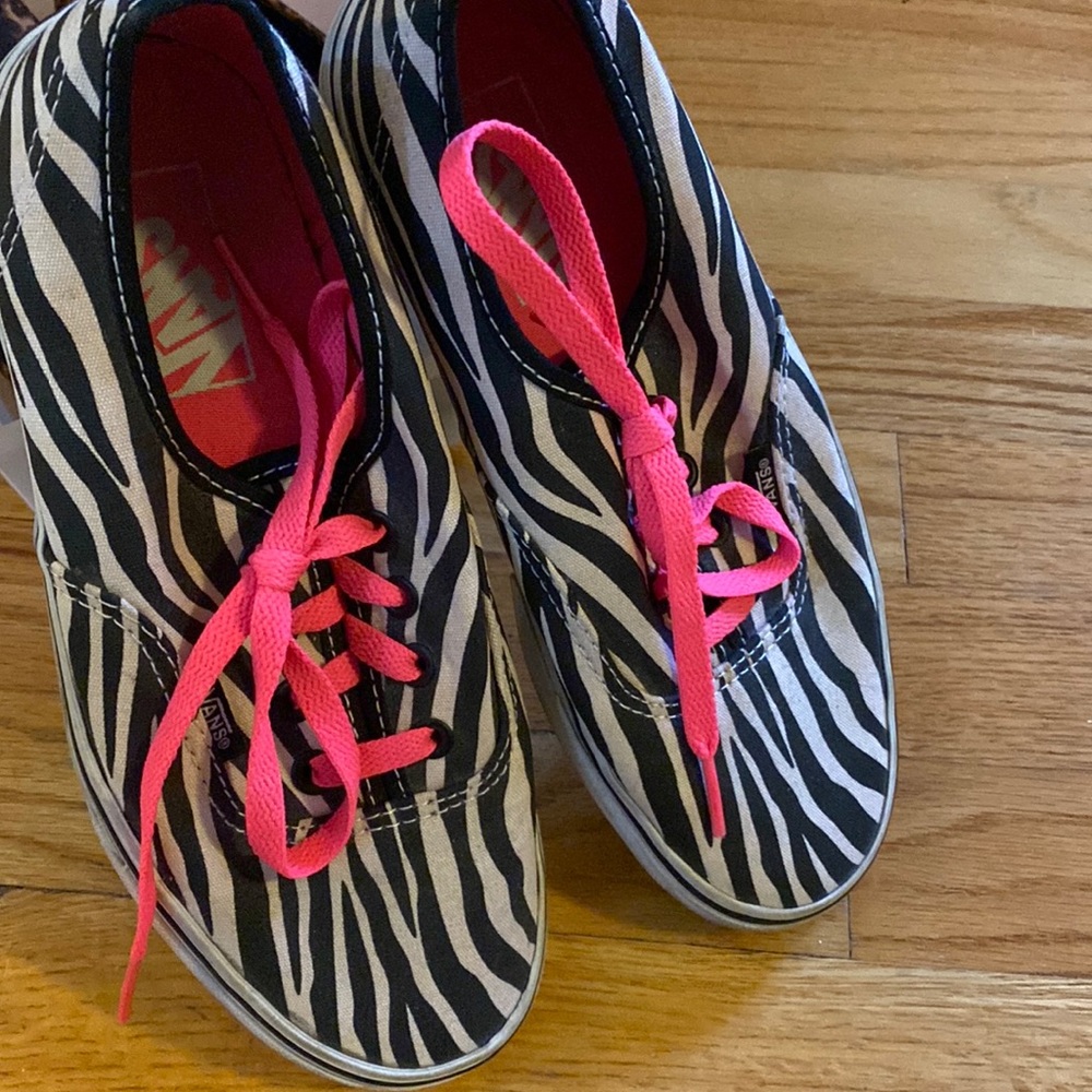 Vans Zebra print with neon pink laces size 7